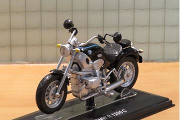 Afbeelding van BMW R1200c 1:24