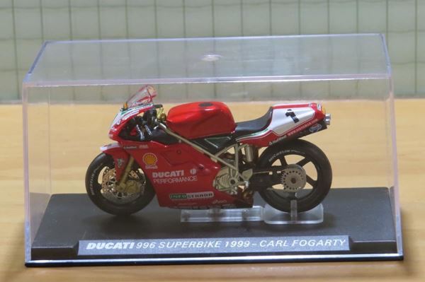 Picture of Carl Fogarty Ducati 996 1999 1:24 1e ed.