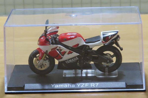 Picture of Yamaha YZF R7 1:24