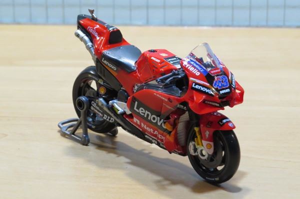 Picture of Jack Miller Ducati Lenovo Desmosedici 2022 1:18 maisto