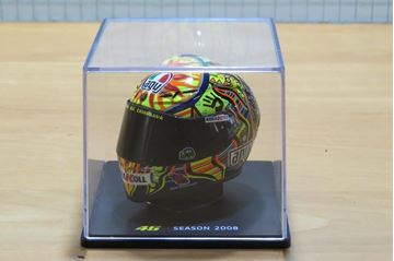 Afbeelding van Valentino Rossi  AGV helmet 2008 1:5