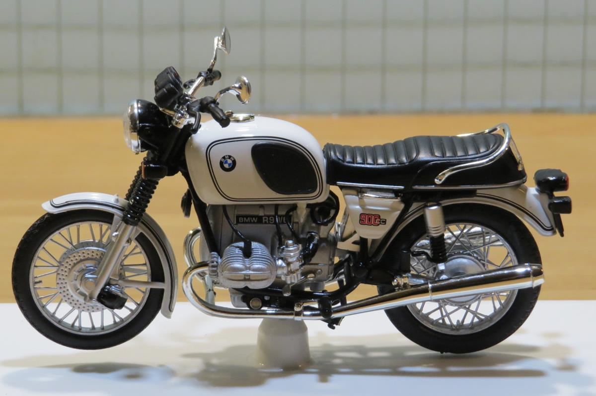 NOREV BMW R90/6 1974 White 1/18 - 182036