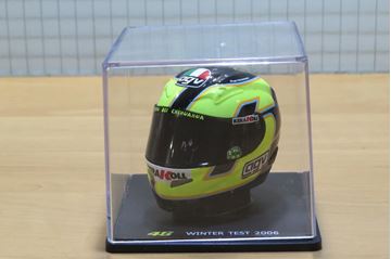 Afbeelding van Valentino Rossi  AGV helmet winter test 2006 1:5