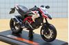 Picture of Ducati Hypermotard SP 2013 1:18 31101 Maisto