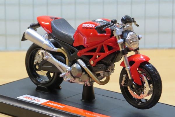 Picture of Ducati Monster 696 red 1:18 Maisto