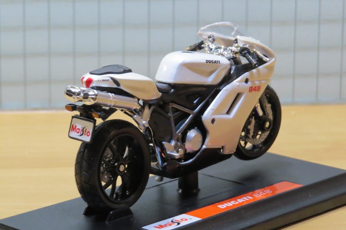 Voiture Miniature de Collection - MAISTO 1/18 - DUCATI Desmosedici