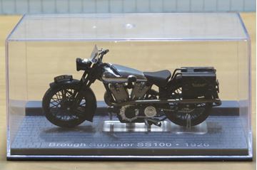 Afbeelding van Brough Superior SS100 1926 1:24