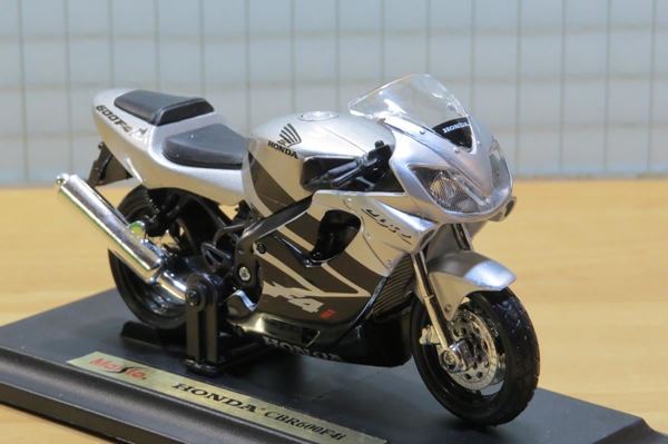 Picture of Honda CBR600F  FS Sport zilver 1:18 Maisto