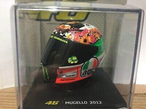 Picture of Valentino Rossi AGV helmet 2012 Mugello 1:5