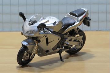 Afbeelding van Honda CBR600RR CBR600 zilver 1:18 Bburago