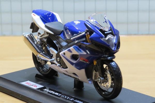 Picture of Suzuki GSX-R1000 1:18 blauw Maisto