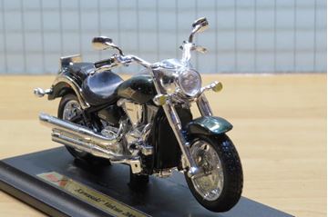 Afbeelding van Kawasaki Vulcan 2000 1:18 Maisto