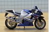 Picture of Suzuki GSX-R750 1:18 bburago bl/wt