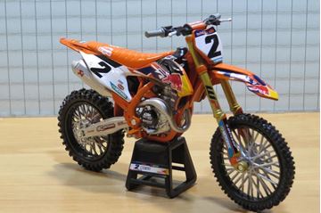 Afbeelding van Cooper Webb #2 KTM 450 SX-F 2022 red bull team 1:12 58353