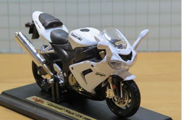 Afbeelding van Kawasaki ZX-10R wit 1:18 Maisto