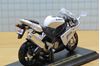 Picture of Kawasaki ZX-10R wit 1:18 Maisto