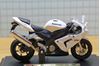 Picture of Kawasaki ZX-10R wit 1:18 Maisto