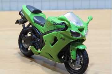 Afbeelding van Kawasaki ZX-6RR 1:18 New Ray