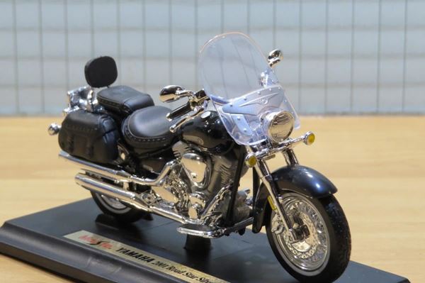 Picture of Yamaha Road Star Silverado 1:18 39300-304