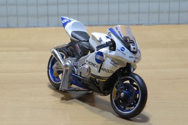 Picture of Makoto Tamada Honda RC211V 2005 1:18