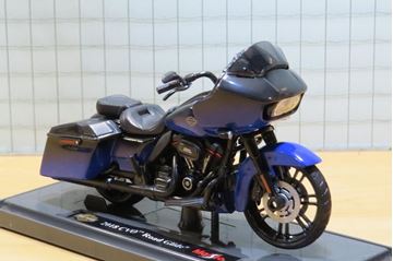 Afbeelding van Harley Davidson CVO Road Glide 1:18 (n109)