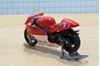 Picture of Carlos Checa Yamaha YZR500 2000 1:18 los