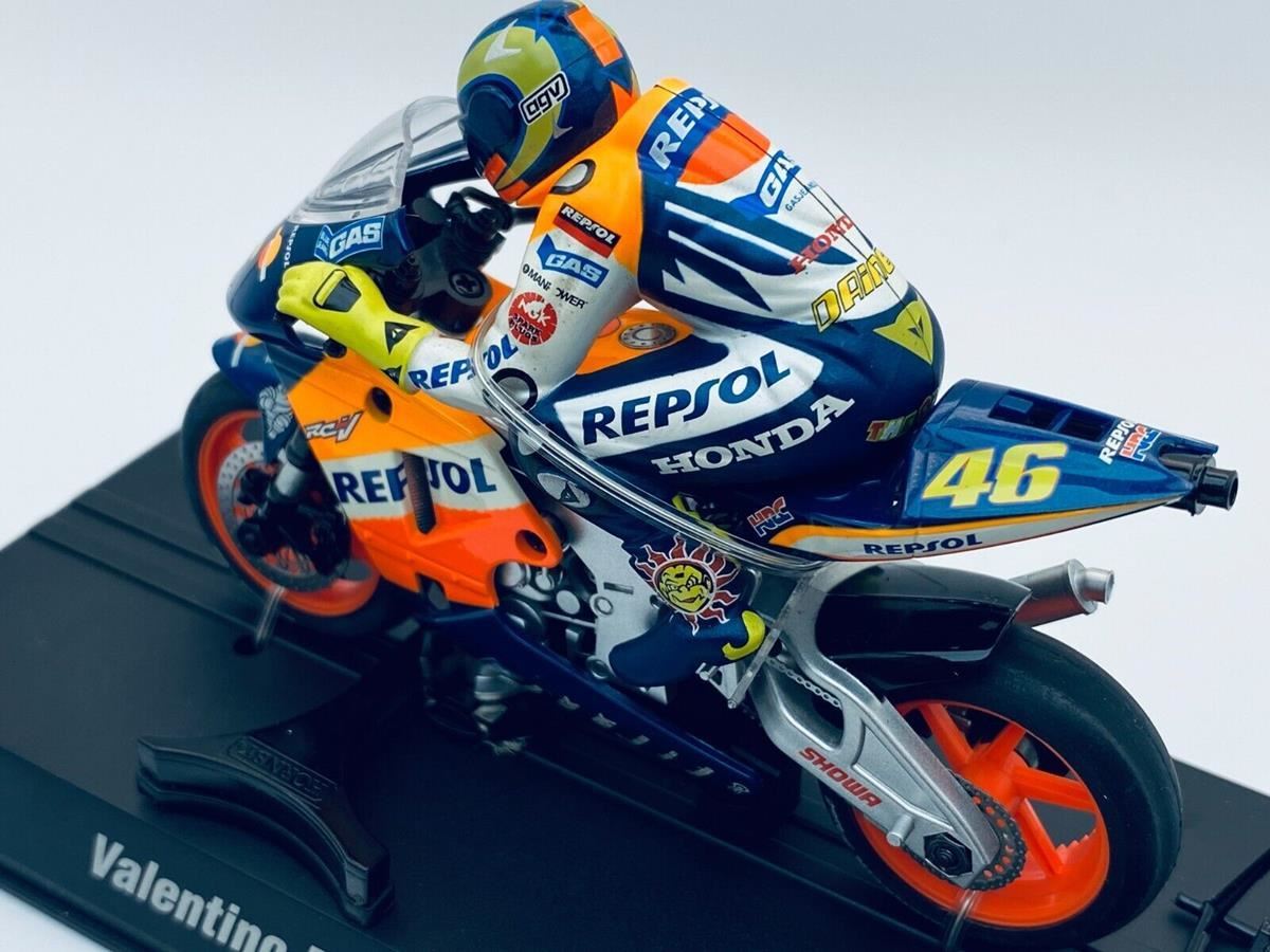 Altaya 1/18 Scale FFR20 - Honda RC 211V #46 Valentino Rossi Valencia