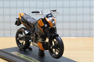 Afbeelding van KTM 690 Duke 3 1:18 Maisto