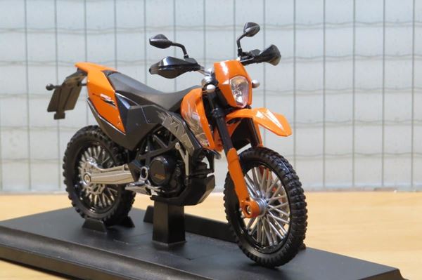 Picture of KTM 690 Enduro 1:18 12816 Welly