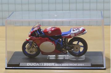 Afbeelding van Ben Bostrom Ducati 996R 2001 plain 1:24