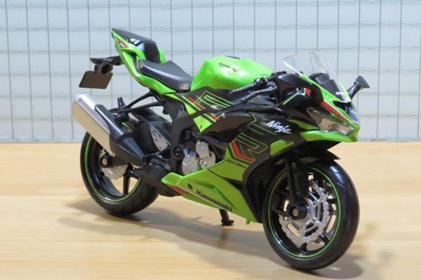 Picture of Kawasaki Ninja ZX-6R 636 green/blk 1:12 644106