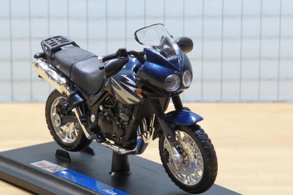 Picture of Triumph Tiger 1:18