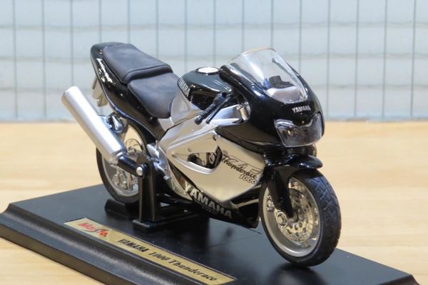 Picture of Yamaha YZF1000R Thunderace zw/zil. 1:18