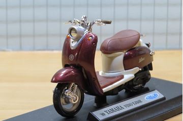 Afbeelding van Yamaha YJ50R Vino scooter 1:18