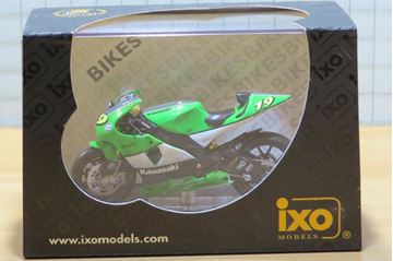 Afbeelding van Oliver Jacque Kawasaki ZXR-R 2005 1:24 IXO