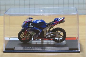 Afbeelding van Yamaha R1  Checa , Costes , Gimbert 2005 Le Mans 1:24