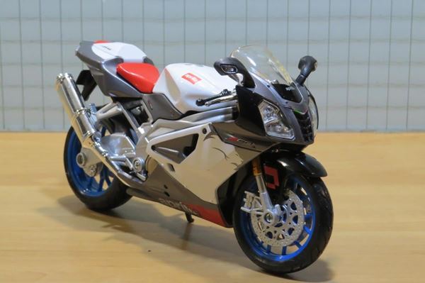 Picture of Aprilia RSV1000 wt 1:12 31036