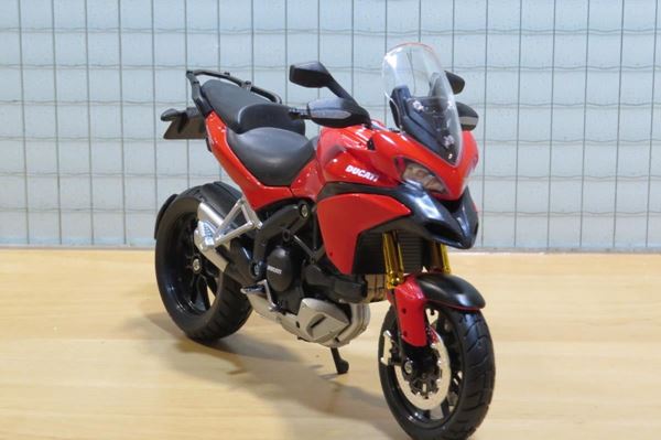 Picture of Ducati Multistrada 1200S red 1:12 31188