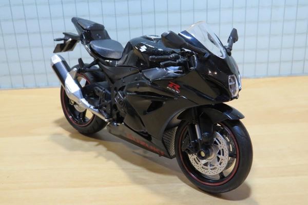 Picture of Suzuki GSX-R1000 1:12 black