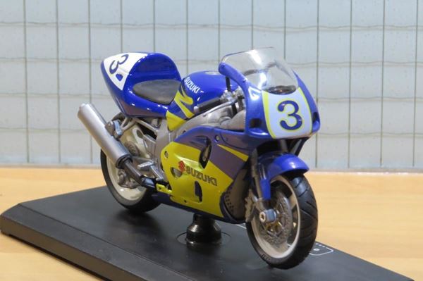 Picture of Suzuki GSX-R Racing SRAD 1:18 majorette los
