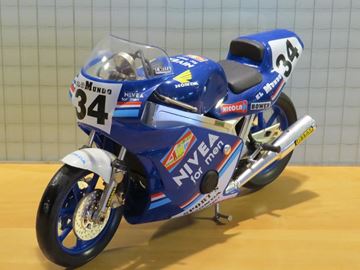 Afbeelding van Honda RC30 VFR750R 1:10 guiloy los