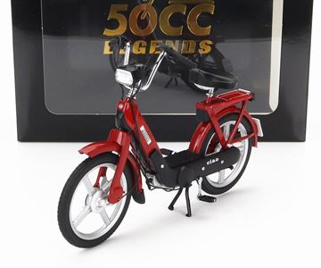 Afbeelding van Vespa Piaggio Ciao red brommer 1:10