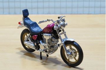 Afbeelding van Yamaha XV1000 Virago 1:18 los