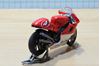 Picture of Max Biaggi Yamaha YZR500 2000 1:18 diecast los