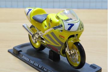 Afbeelding van Chris Vermeulen Honda CBR600 sport 2003 1:18