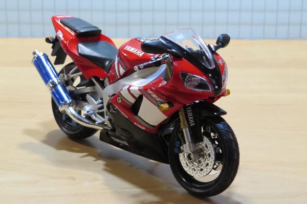 Picture of Yamaha YZF-R1 1:12 53503