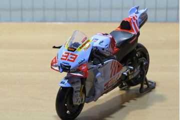 Afbeelding van Marc Marquez Ducati Desmosedici 2024 1:18 36399M