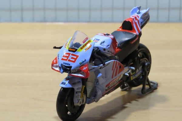 Picture of Marc Marquez Ducati Desmosedici 2024 1:18 36399M