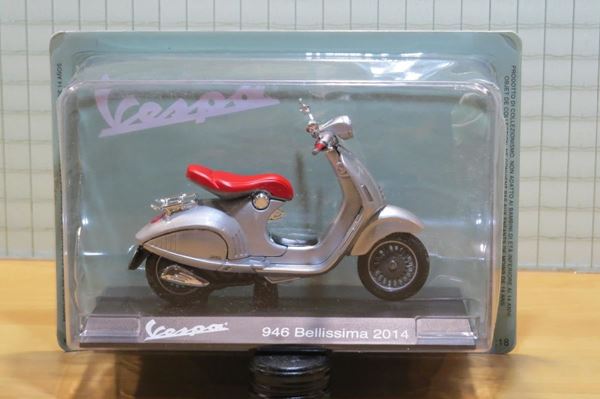 Picture of Vespa 946 Bellissima 1:18