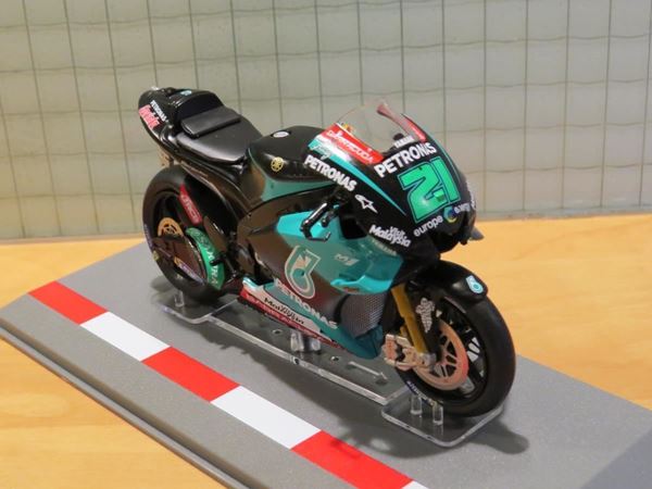 Picture of Franco Morbidelli Yamaha YZR-M1 2019 1:18 los